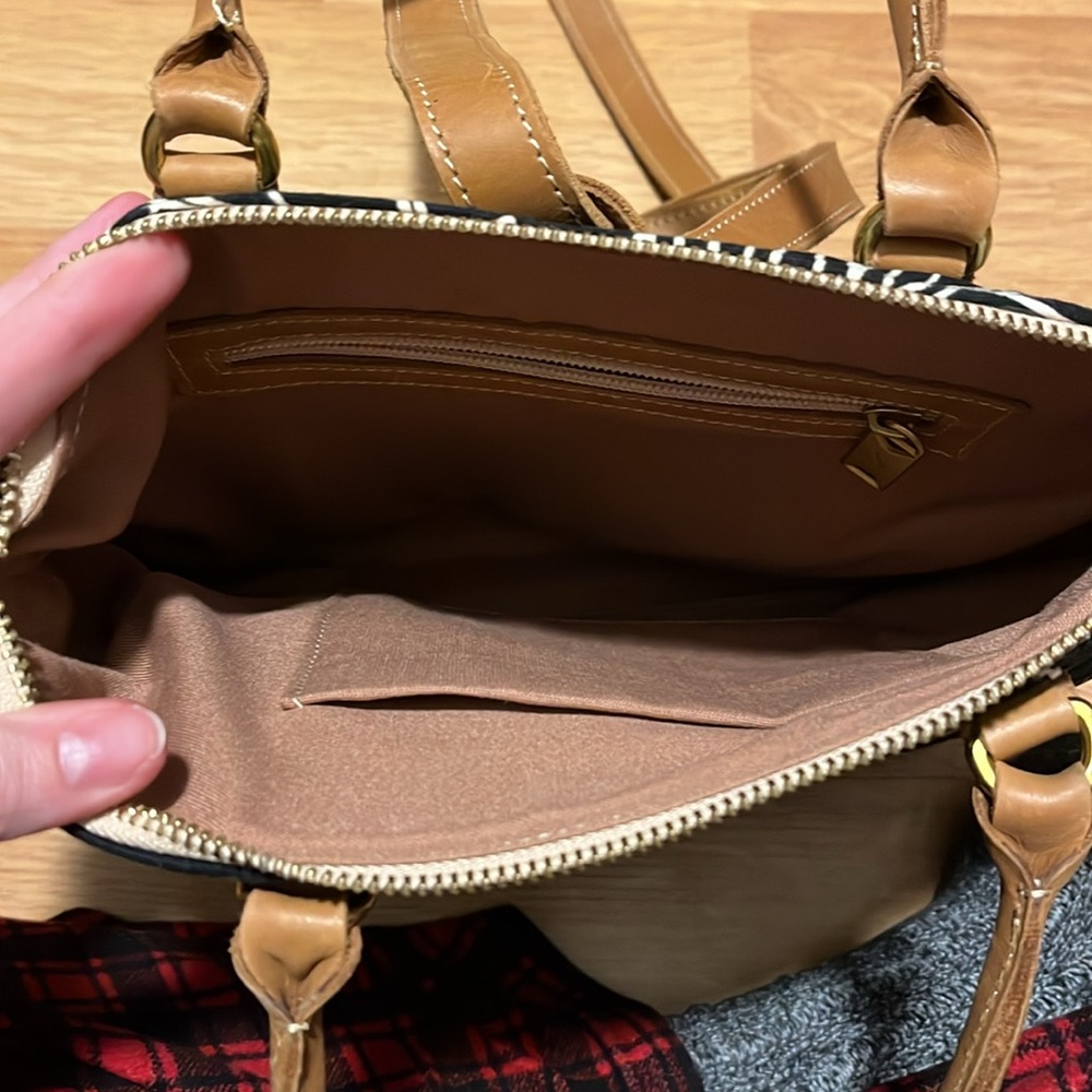 Custom Sseko Secret Garden Tote/Backpack with classic tan leather handles - Picture 2 of 6